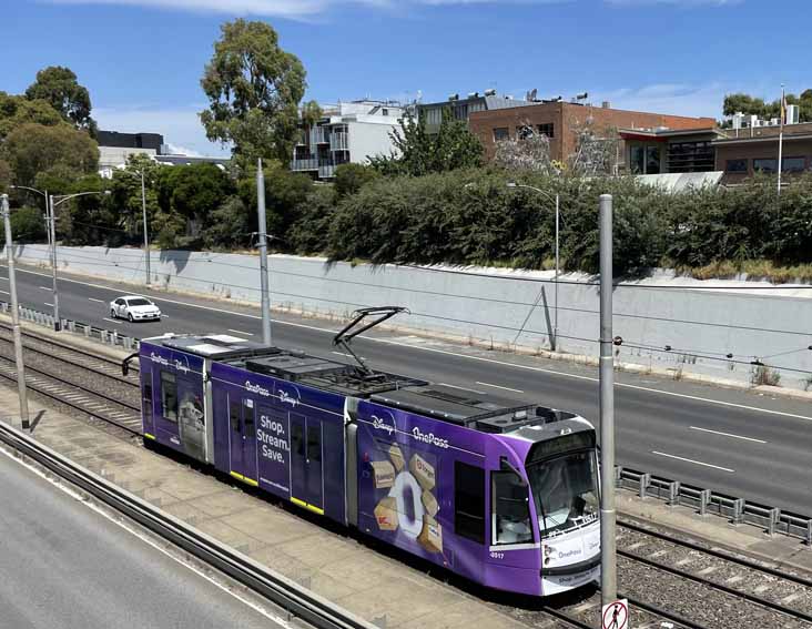 Yarra Trams Siemens Combino 3517 Disney